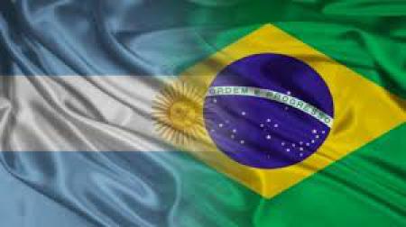 En julio mejoró la balanza comercial con Brasil 