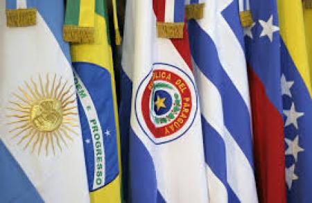VOLUNTAD POLÍTICA DE ROMPER CON LA INERCIA:¿Condición necesaria para restablecer la dinámica de construcción del Mercosur?
